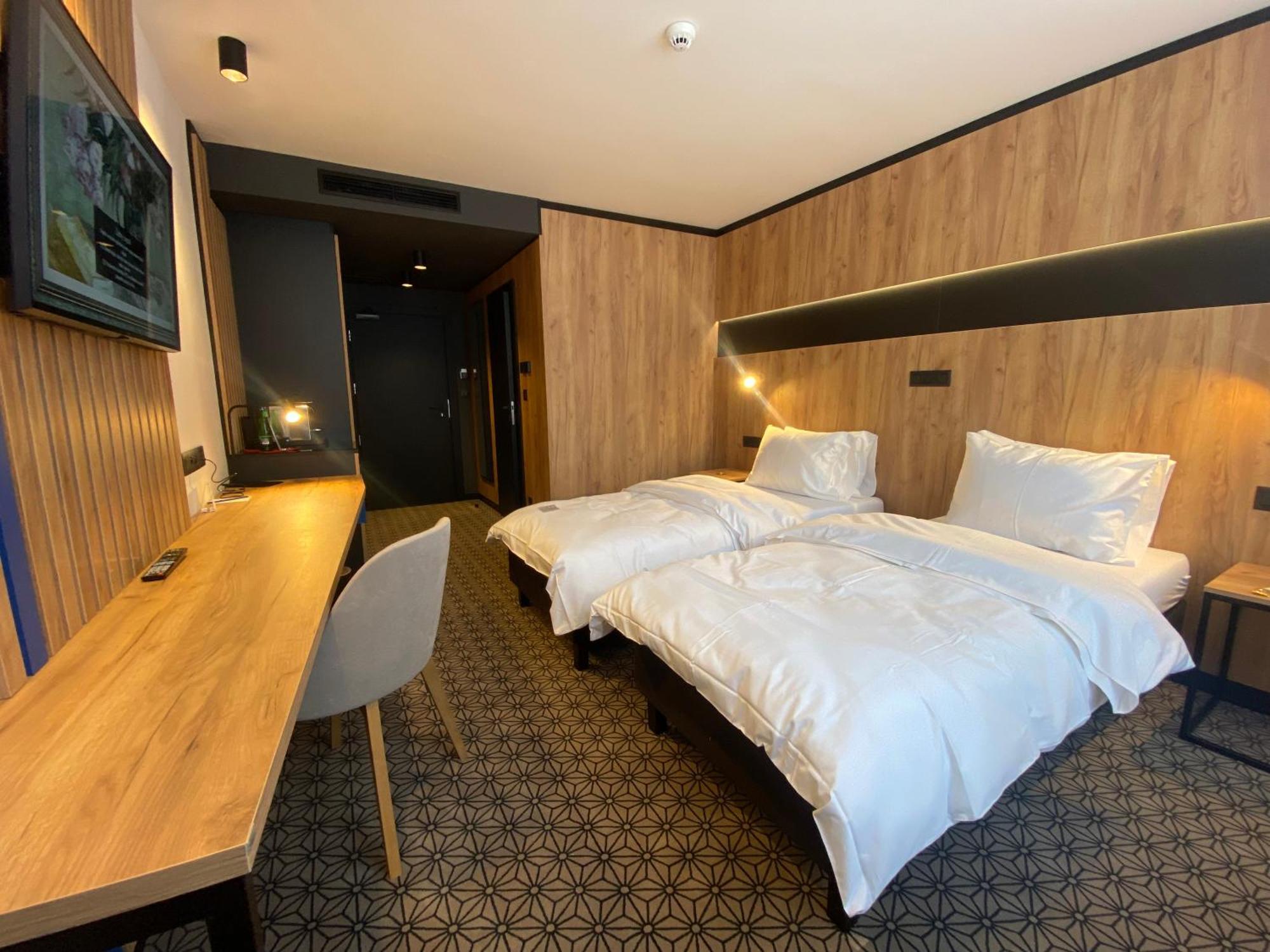 Best Western Hotel Vista Ostrava Kültér fotó